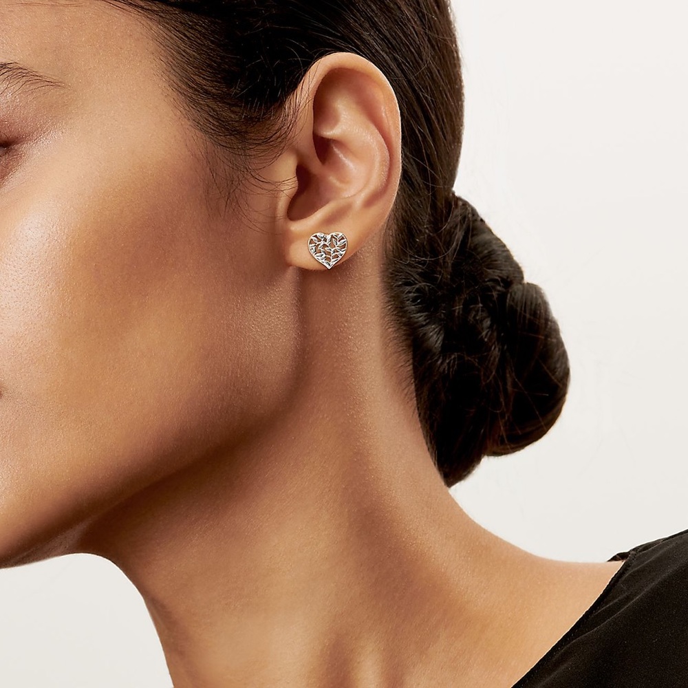 Tiffany & Co. Olive Leaf Heart Earrings - Paloma Picasso collection